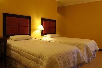 Royal Bellagio 3* Makati City