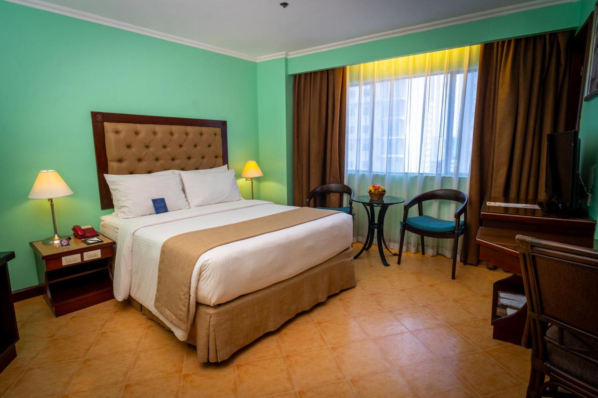 Hotel Royal Bellagio 3*